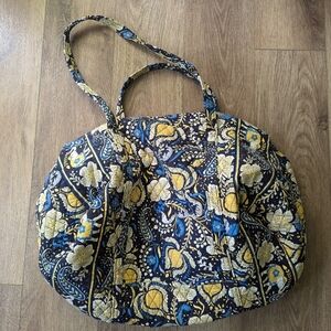 Vera Bradley Duffle Bag Retired Ellie Blue Pattern Weekender Travel Large Tote